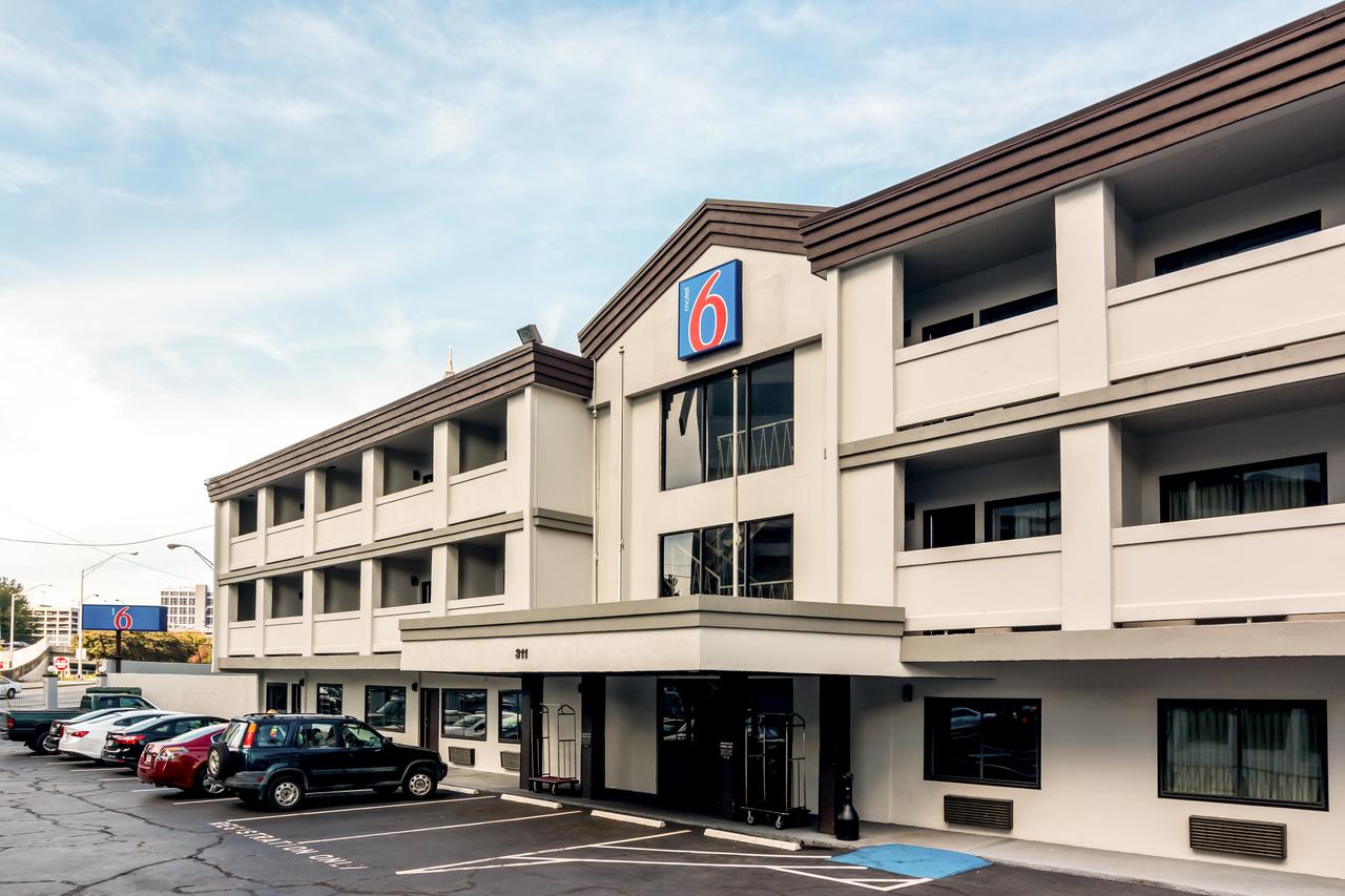 Motel 6 Atlanta Downtown - thumb 1