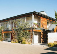 Modern Hotel and Apartments - Accommodation Indiana