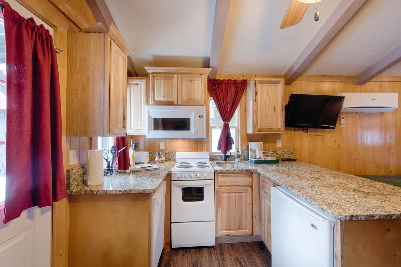 Brundage Bungalows - thumb 43