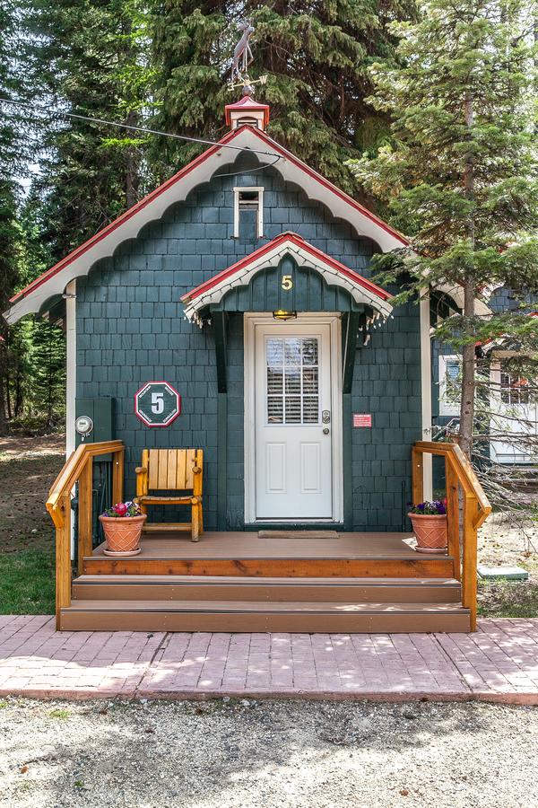 Brundage Bungalows - thumb 0