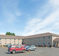 Super 8 by Wyndham Lewiston - Accommodation Indiana