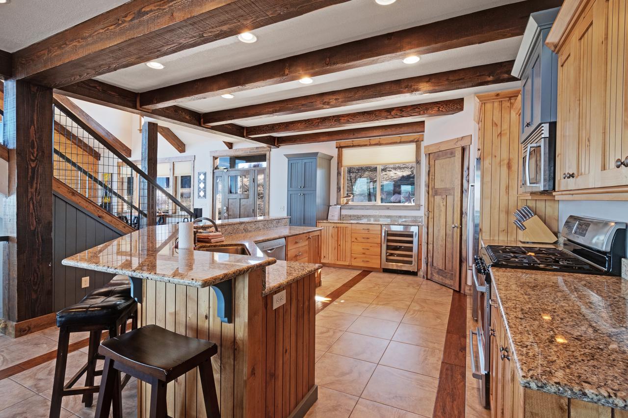 8 Bed 5 Bath Vacation Home In Fish Haven - thumb 9