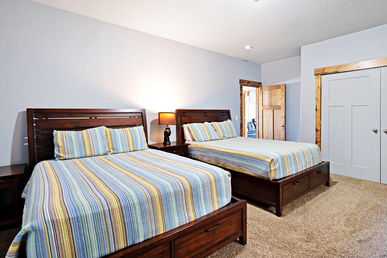 8 Bed 5 Bath Vacation Home In Fish Haven - thumb 23