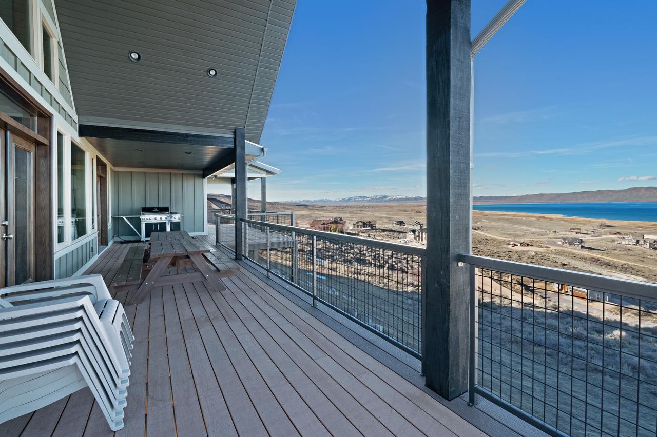 8 Bed 5 Bath Vacation Home In Fish Haven - thumb 1