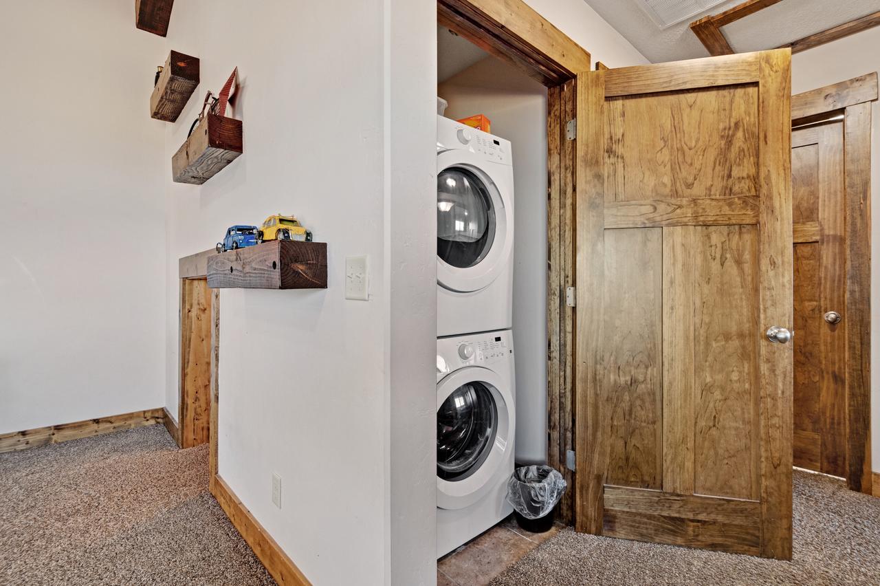 8 Bed 5 Bath Vacation Home In Fish Haven - thumb 38