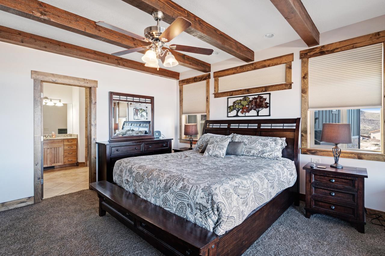 8 Bed 5 Bath Vacation Home In Fish Haven - thumb 14