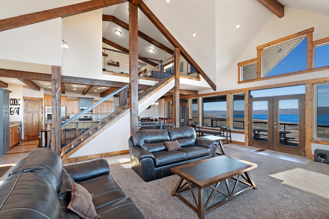 8 Bed 5 Bath Vacation Home In Fish Haven - thumb 4