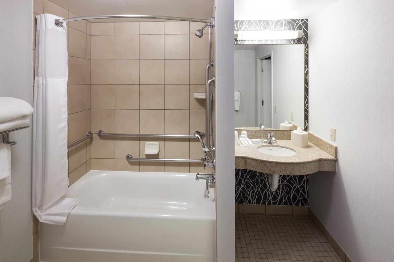 Hilton Garden Inn Lake Forest Mettawa - thumb 5