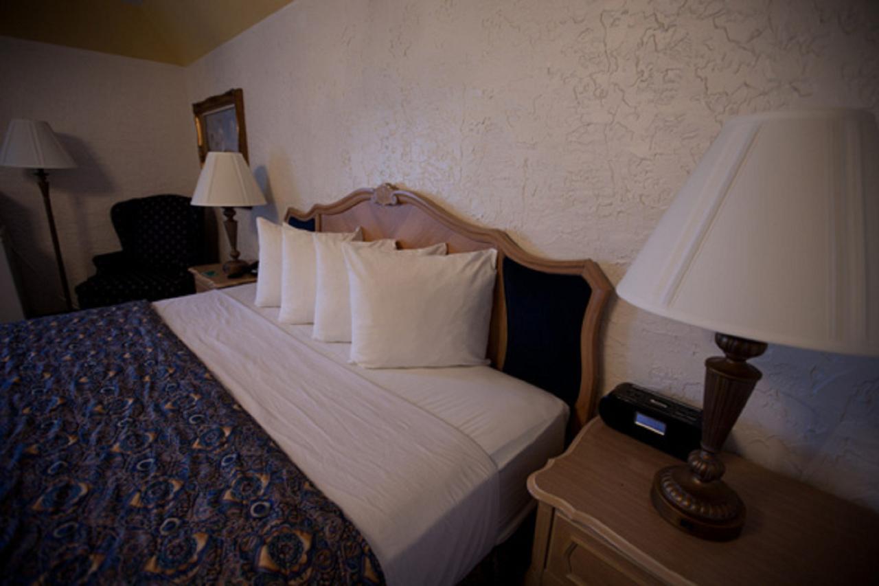 The Chateau Bloomington Hotel And Conference Center - thumb 14