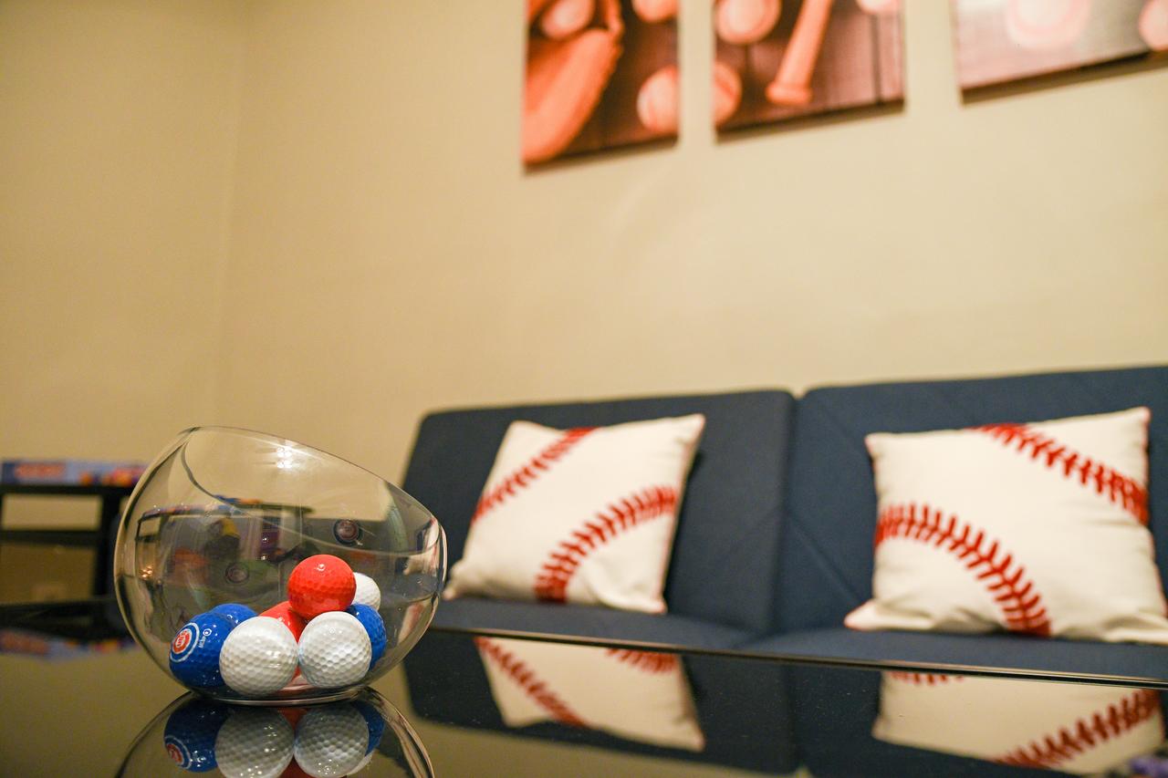 Authentic 2BR In Wrigley Field - thumb 2