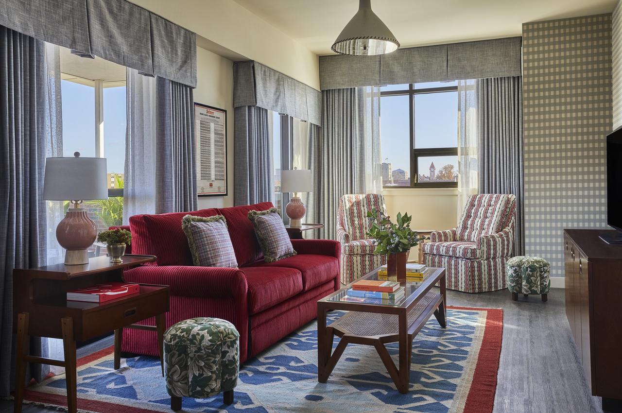 Graduate Bloomington - thumb 21