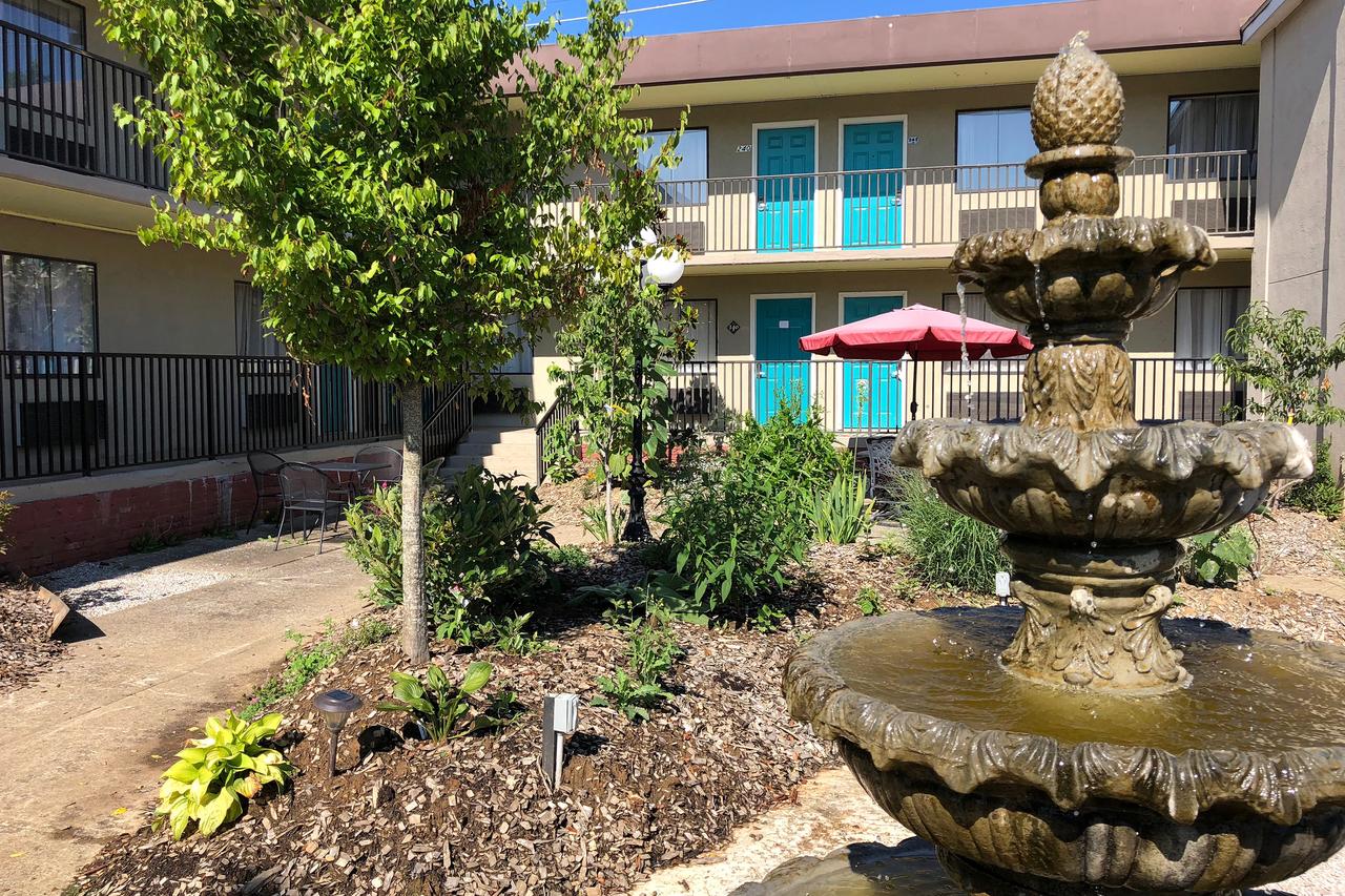 Cascades Inn - thumb 16