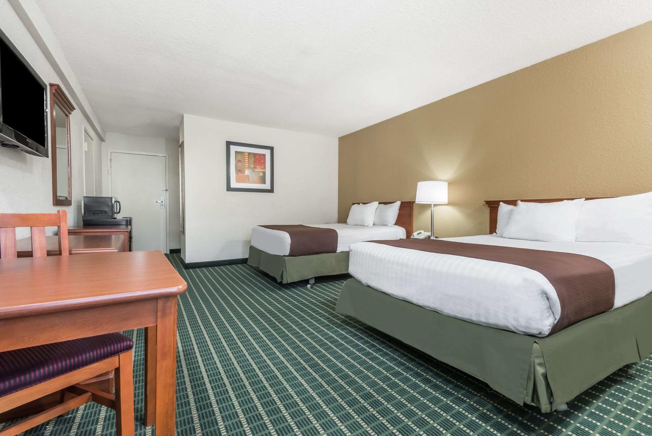 Baymont By Wyndham Kokomo - thumb 15