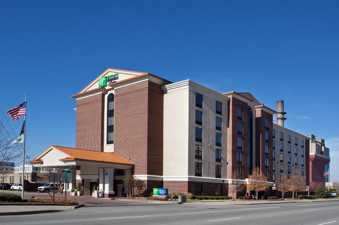 Holiday Inn Express Hotel & Suites Indianapolis Dtn-Conv Ctr Area - thumb 0