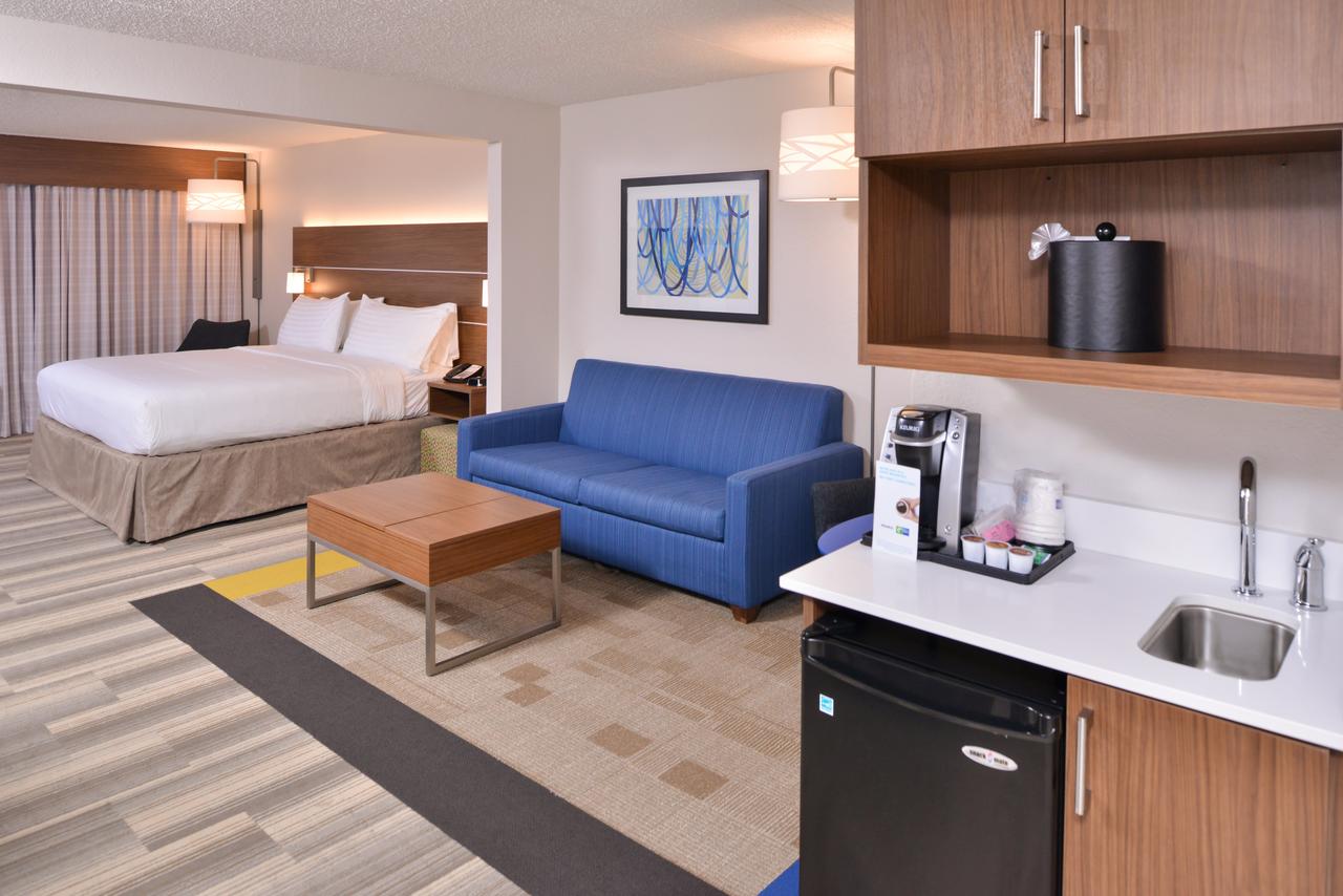 Holiday Inn Express Hotel & Suites Indianapolis Dtn-Conv Ctr Area - thumb 5