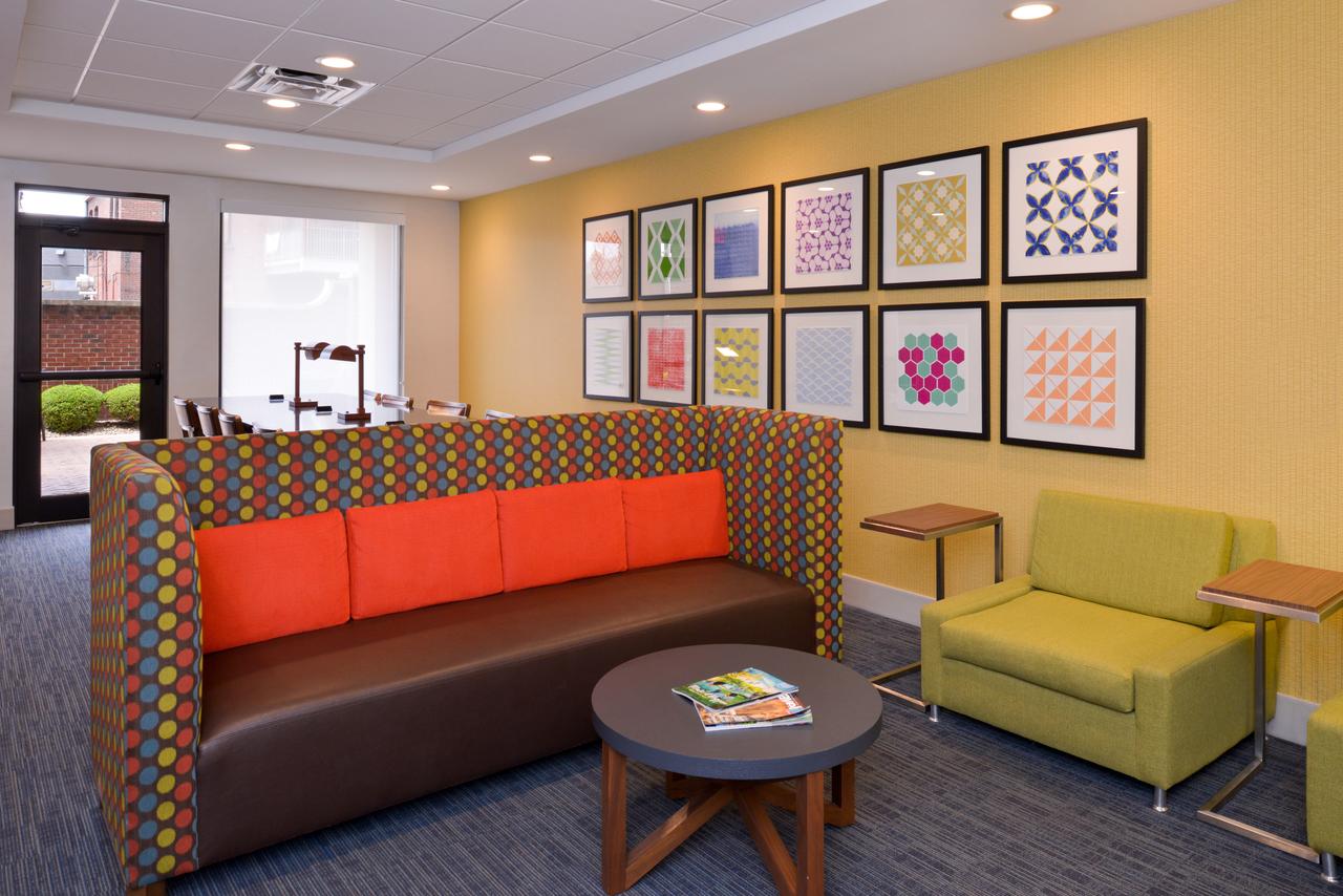 Holiday Inn Express Hotel & Suites Indianapolis Dtn-Conv Ctr Area - thumb 34