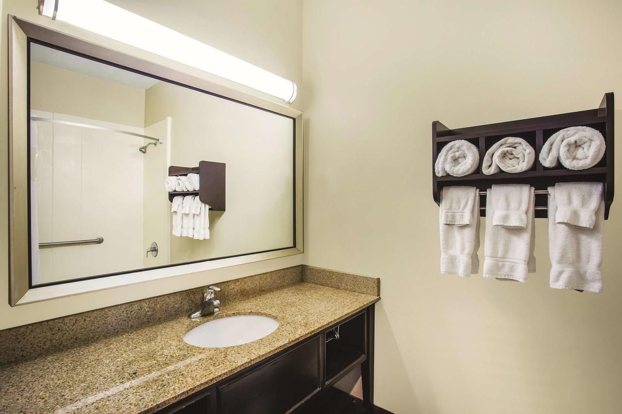 La Quinta By Wyndham Evansville - thumb 6
