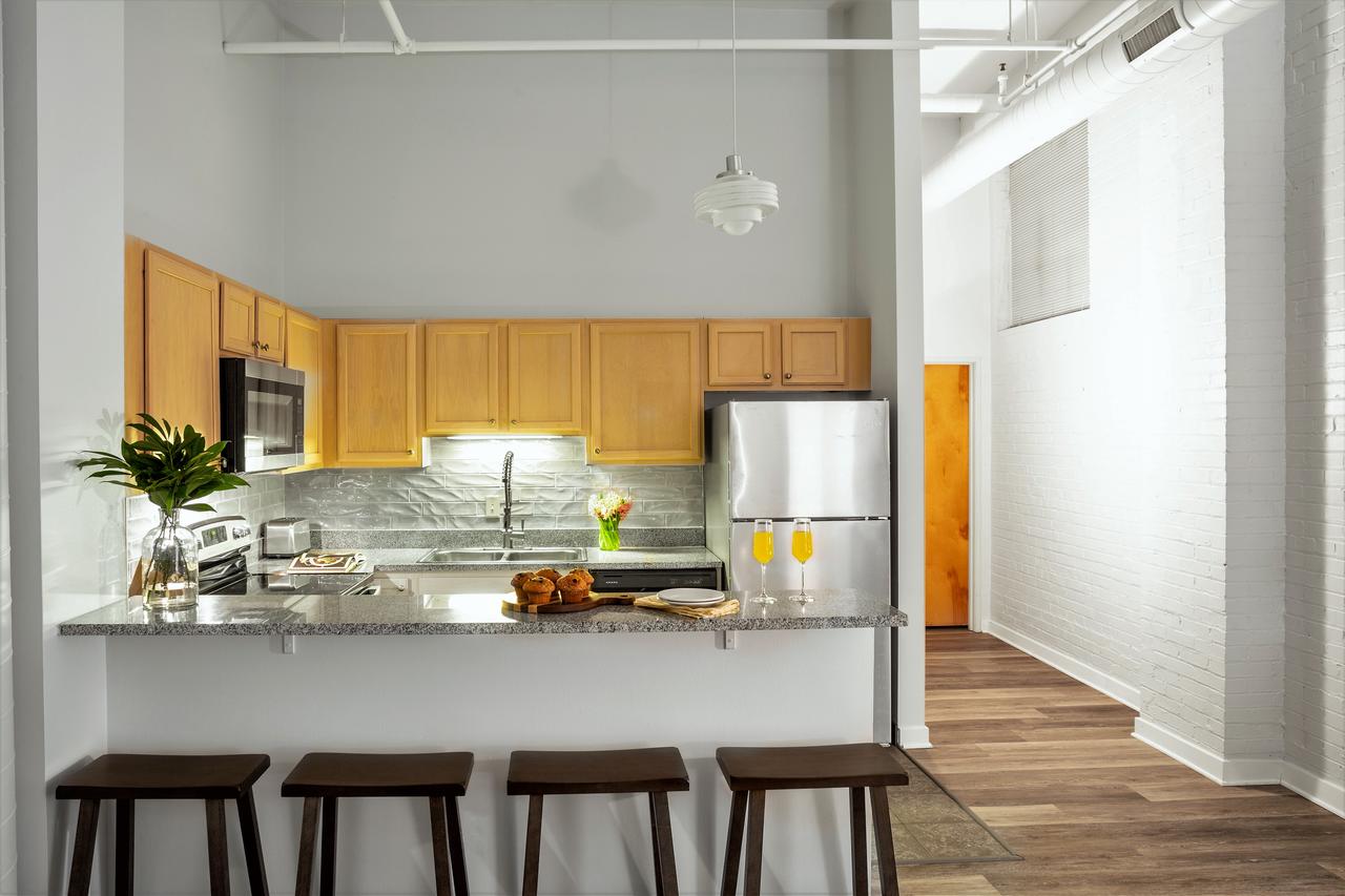 Stay Alfred At The Block - thumb 23