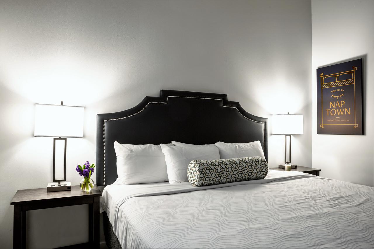 Stay Alfred At The Block - thumb 2