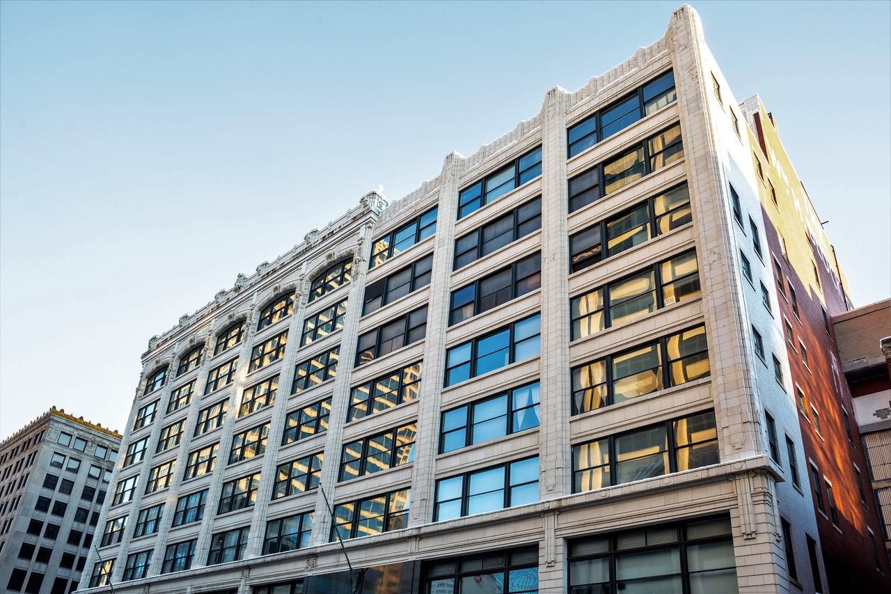 Stay Alfred At The Block - thumb 41