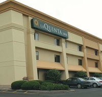 La Quinta Inn by Wyndham Indianapolis Airport Executive Dr - Accommodation Indiana