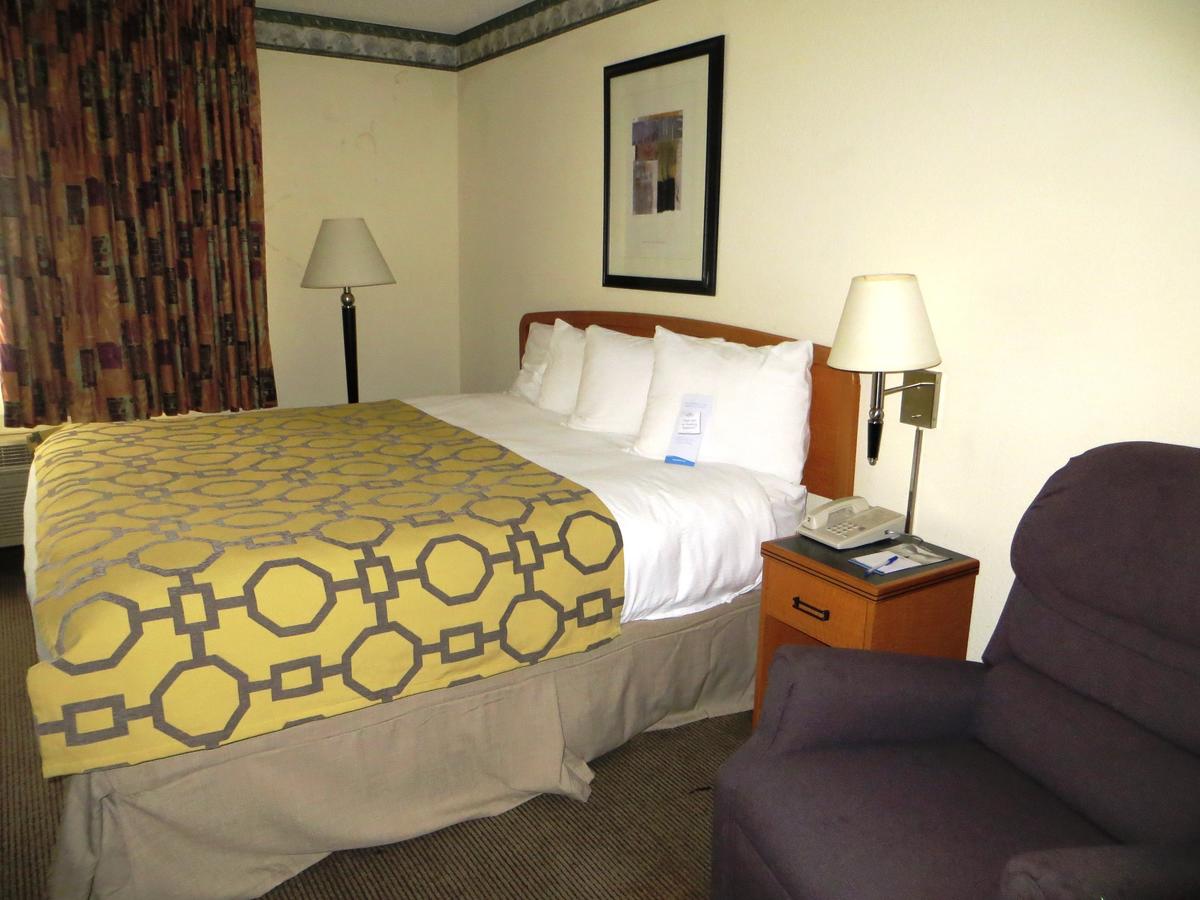 Baymont By Wyndham Fort Wayne - thumb 30