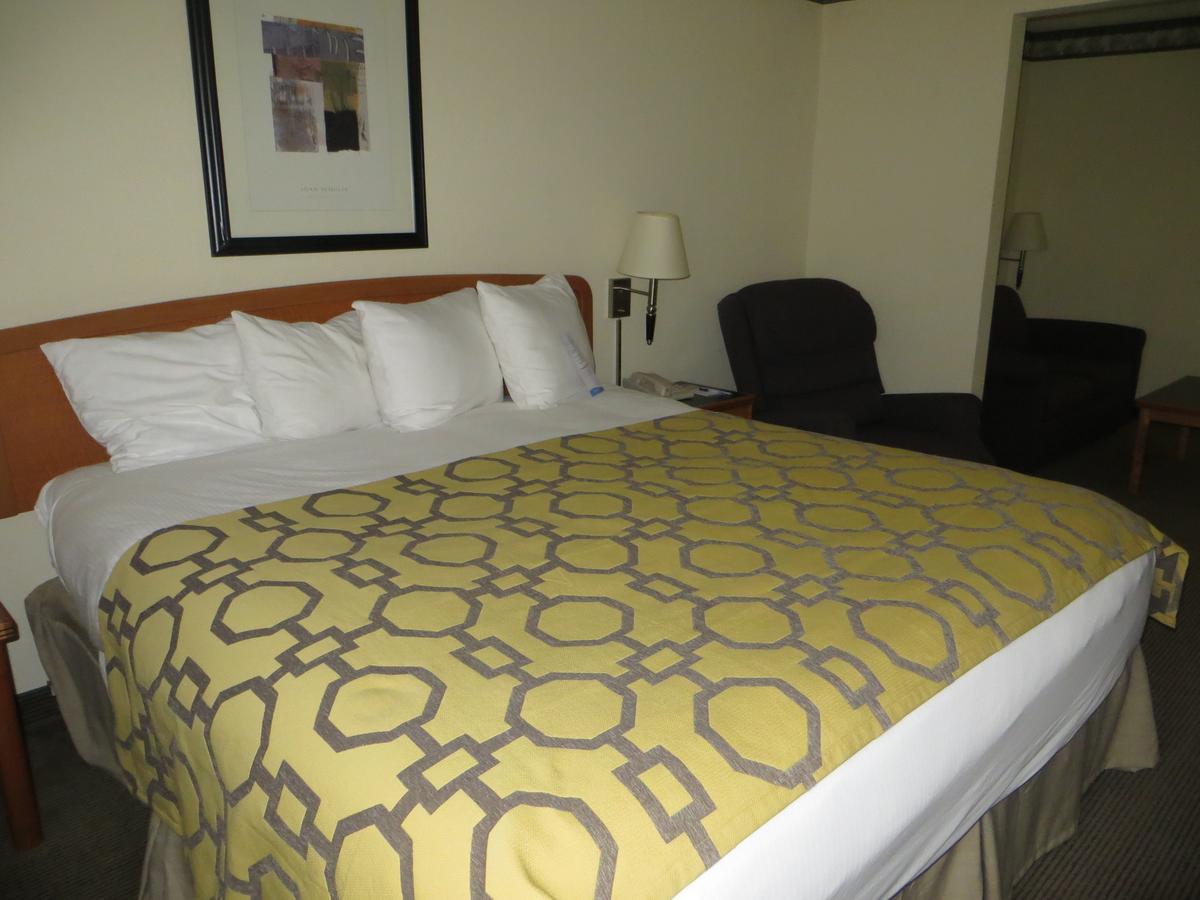 Baymont By Wyndham Fort Wayne - thumb 24