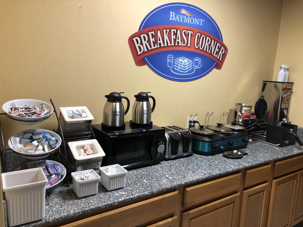 Baymont By Wyndham Fort Wayne - thumb 11