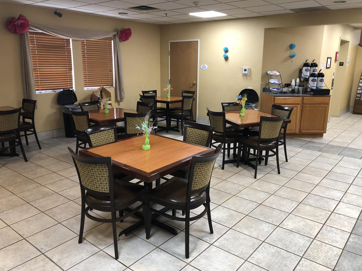 Baymont By Wyndham Fort Wayne - thumb 12