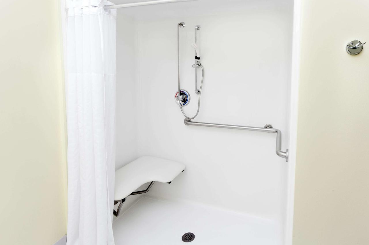 Baymont By Wyndham Fort Wayne - thumb 40