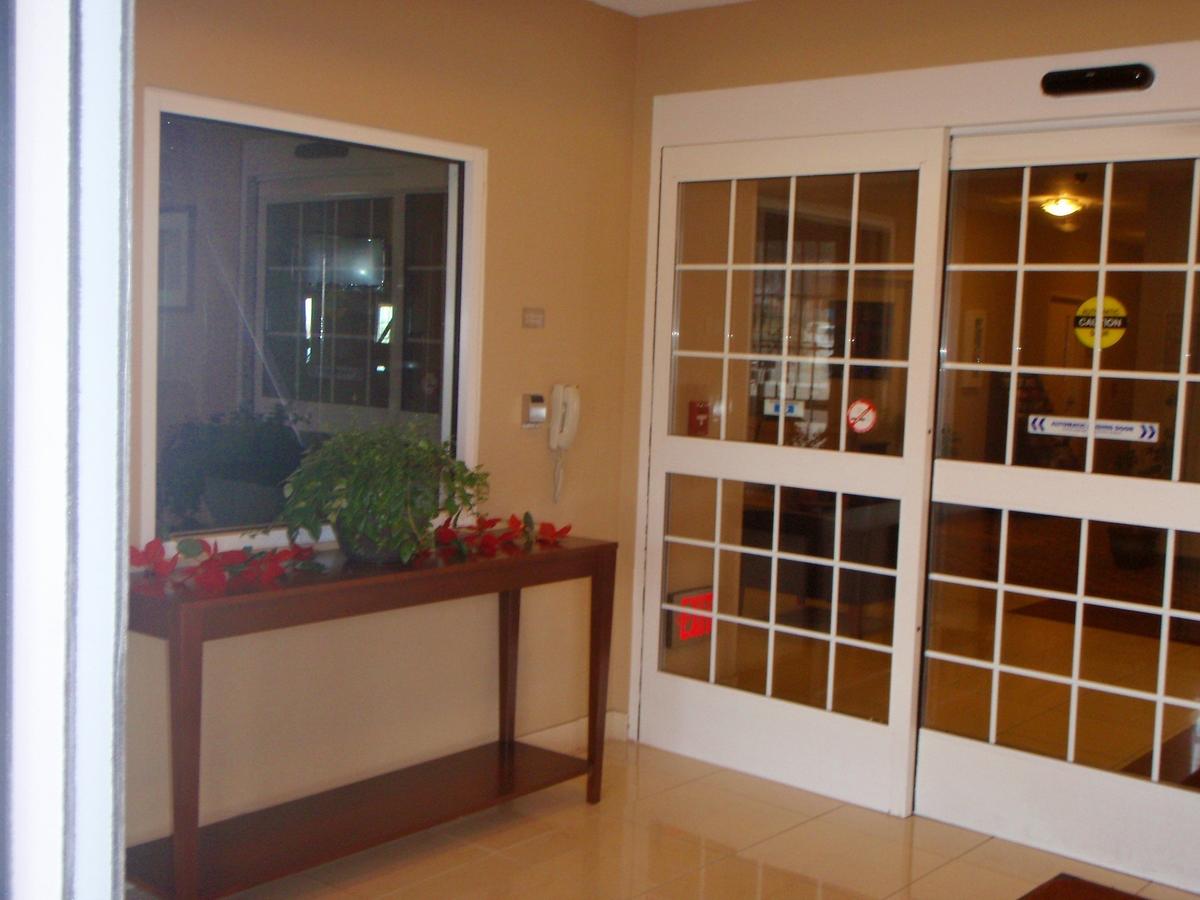 Candlewood Suites South Bend Airport - thumb 26