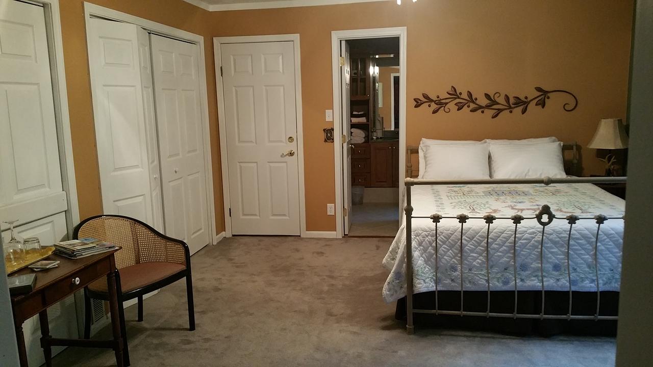 Acorn Ridge Bed And Breakfast - thumb 26