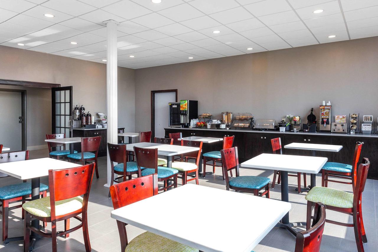 Baymont By Wyndham Terre Haute - thumb 21