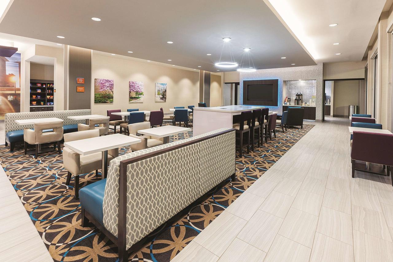 La Quinta By Wyndham Terre Haute - thumb 6