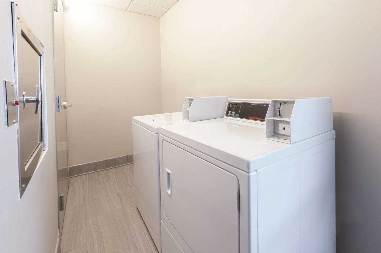 La Quinta By Wyndham Terre Haute - thumb 3
