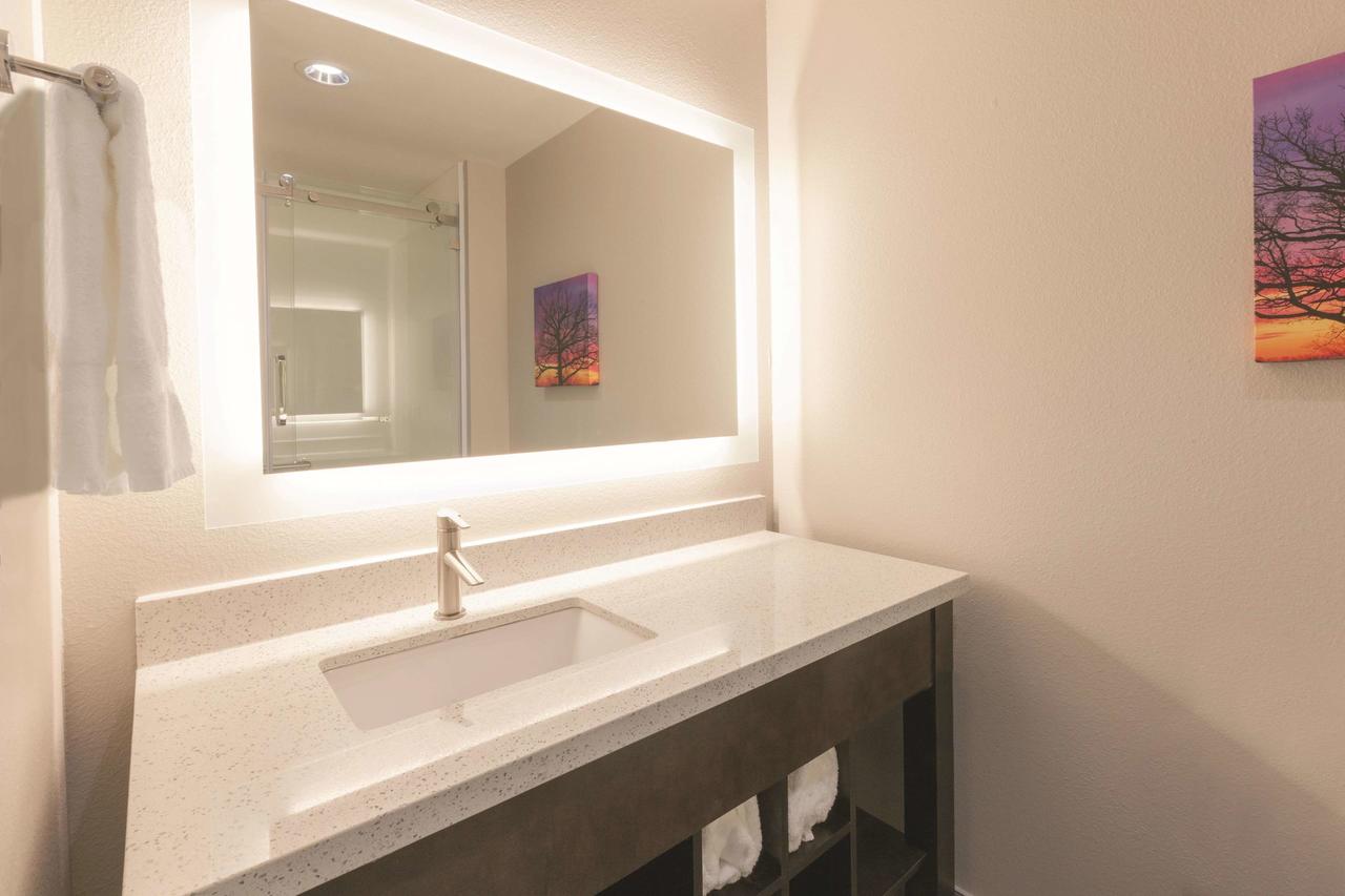 La Quinta By Wyndham Terre Haute - thumb 34