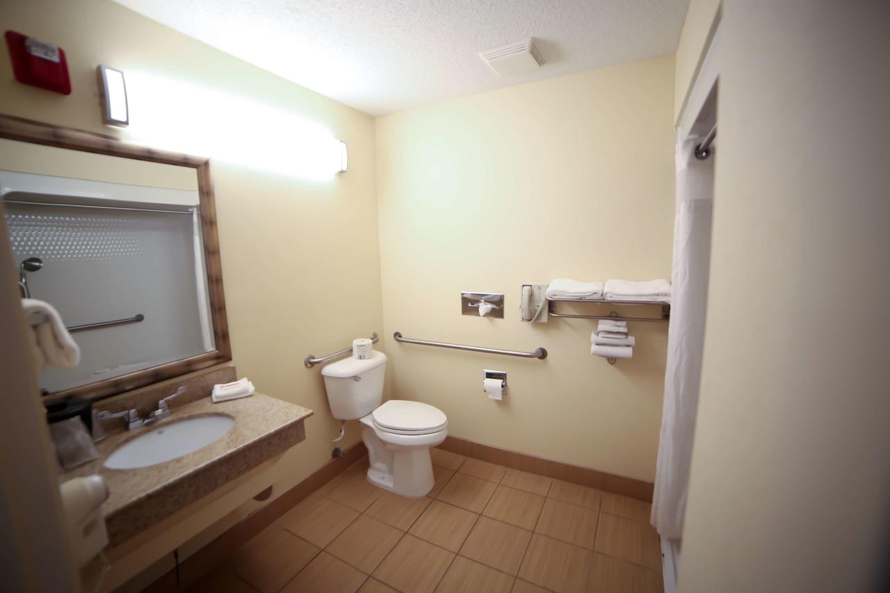 SureStay Plus Hotel By Best Western Evansville - thumb 15