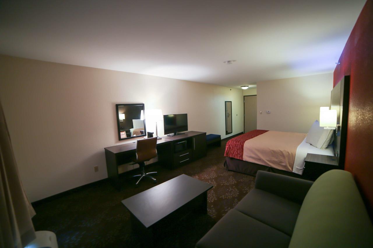 SureStay Plus Hotel By Best Western Evansville - thumb 9