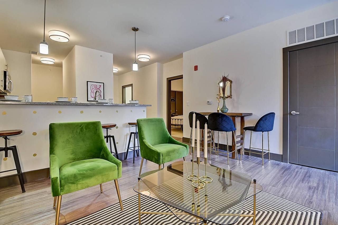 3BR Luxury Loft! Amazing Downtown Location! - thumb 16