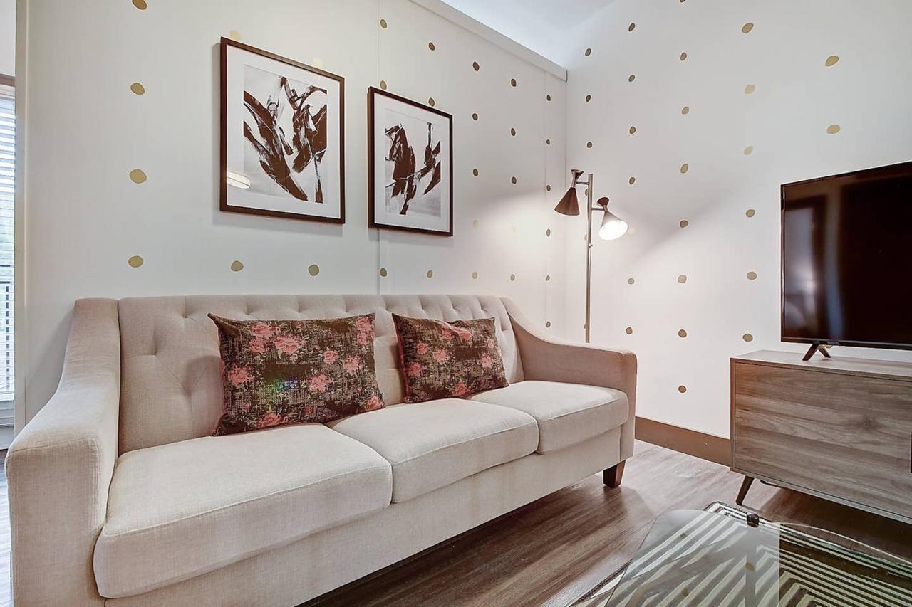 3BR Luxury Loft! Amazing Downtown Location! - thumb 26