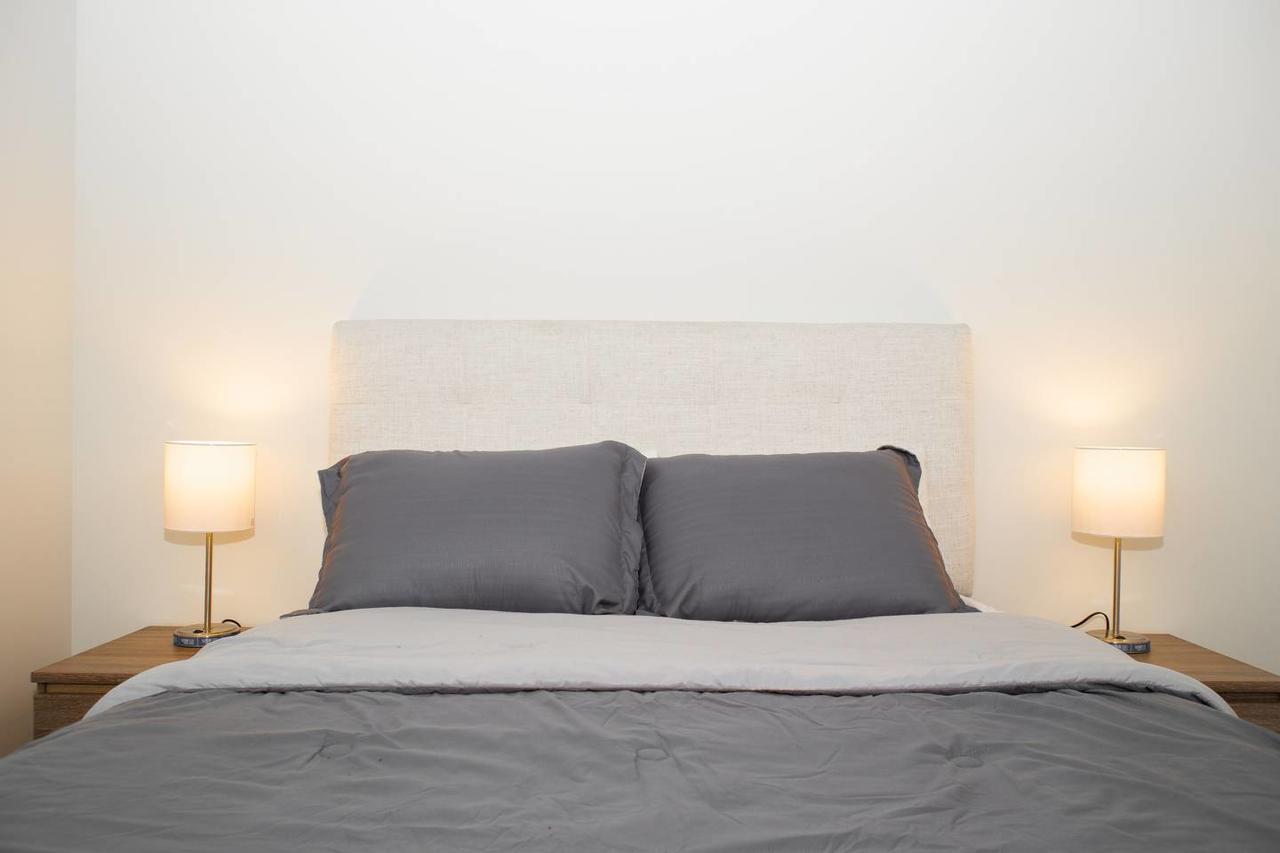 Extravagant Downtown Indy 5-Star Long Term Stay Luxury Apartment - thumb 12
