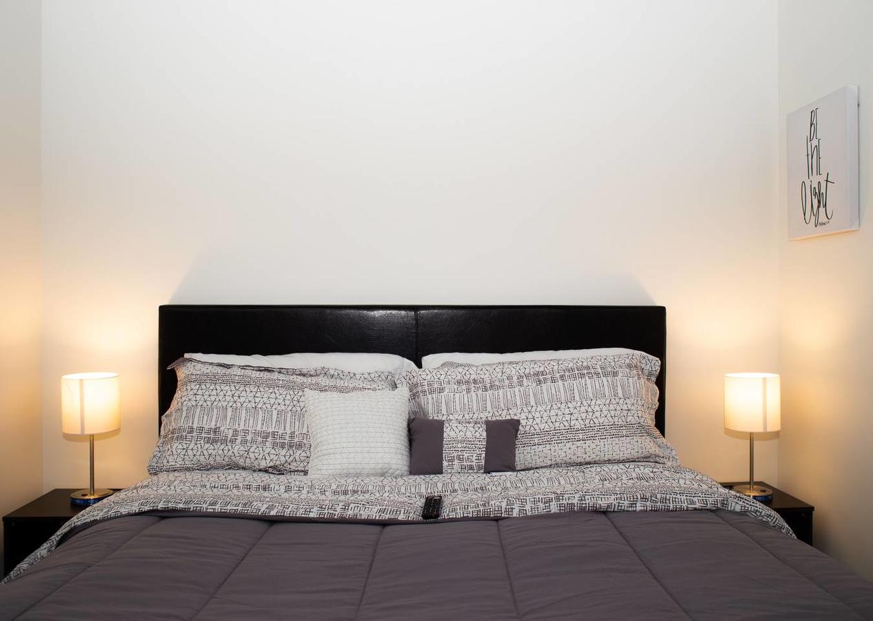 Extravagant Downtown Indy 5-Star Long Term Stay Luxury Apartment - thumb 10