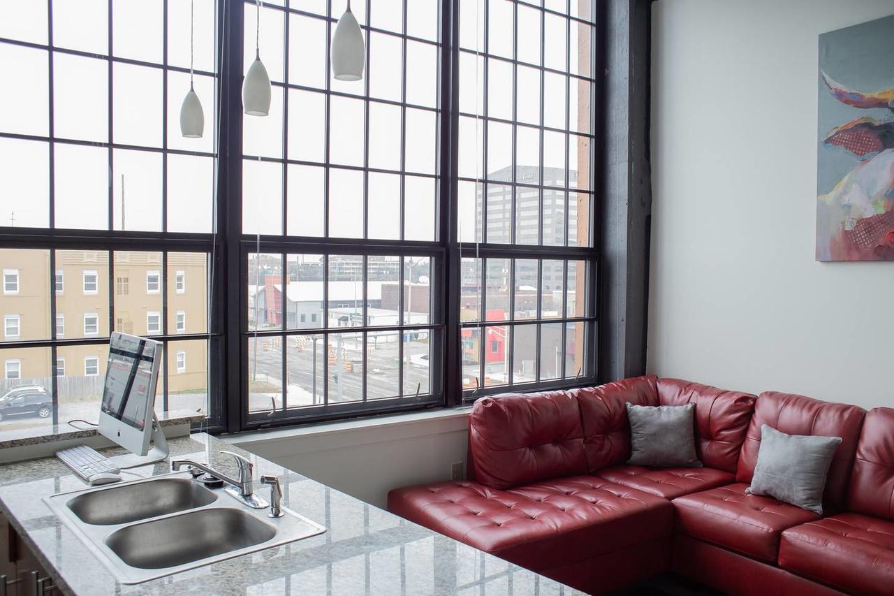 Extravagant Downtown Indy 5-Star Long Term Stay Luxury Apartment - thumb 18