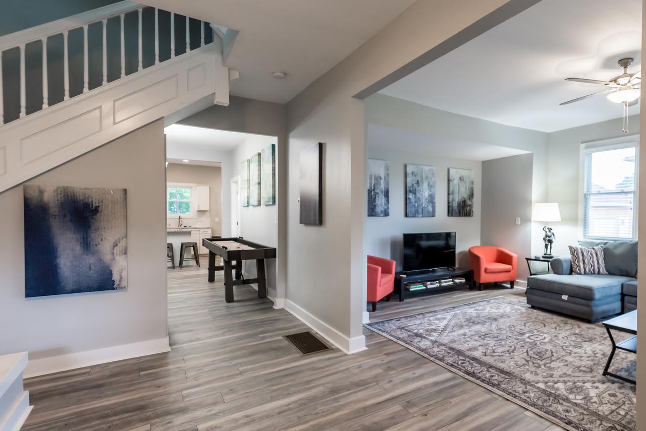 Brand New 4 Bedroom Luxury Home In Indy! - thumb 28