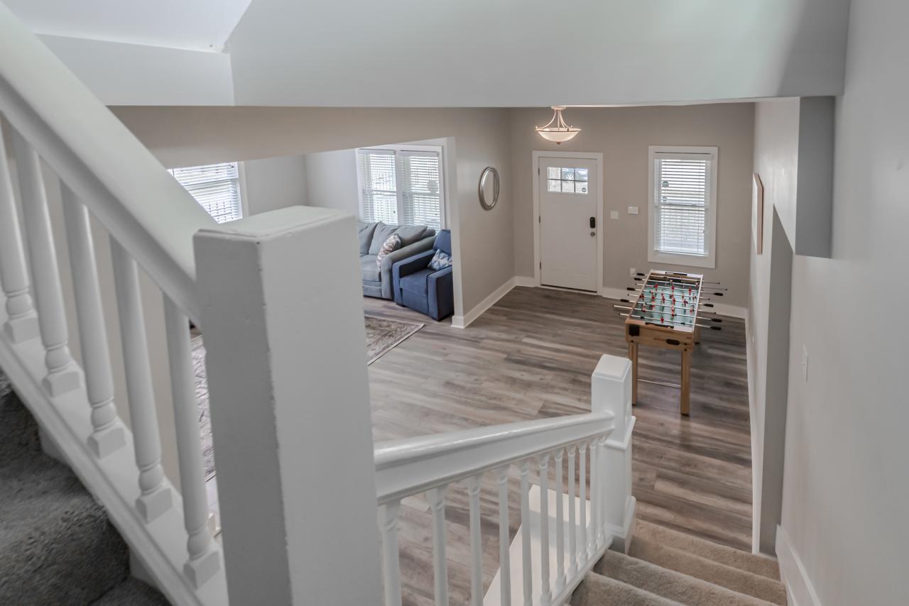 Brand New 4 Bedroom Luxury Home In Indy! - thumb 23