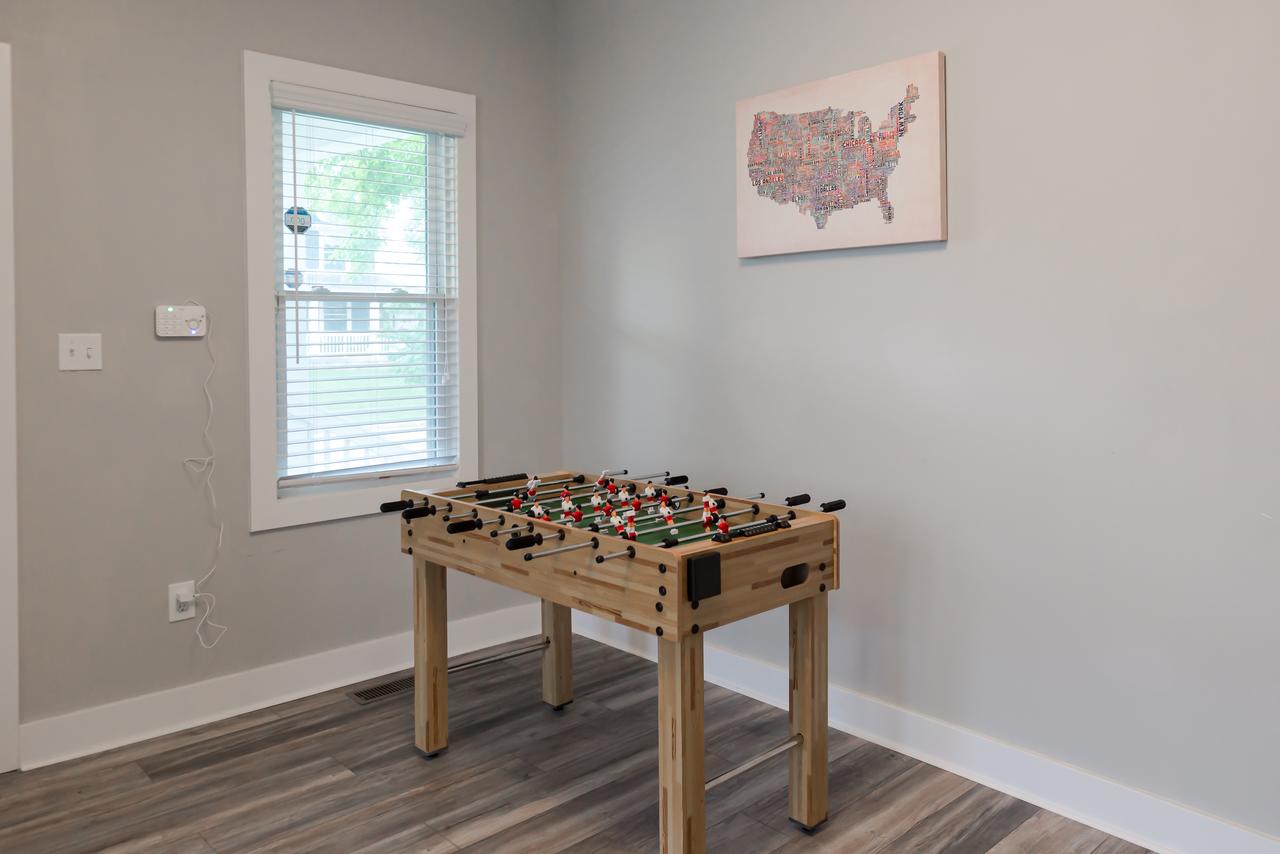 Brand New 4 Bedroom Luxury Home In Indy! - thumb 24