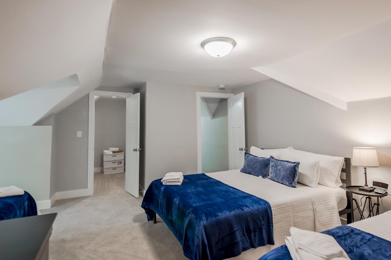 Brand New 4 Bedroom Luxury Home In Indy! - thumb 5