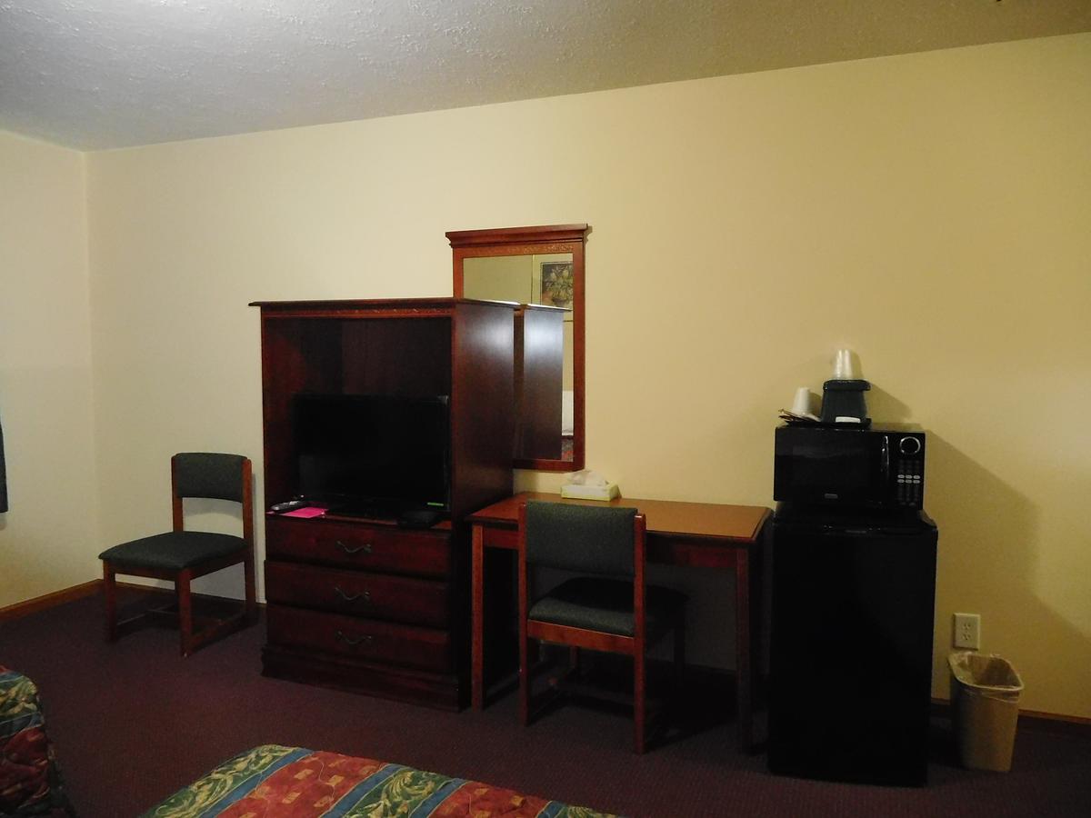 Attica Inn - thumb 24