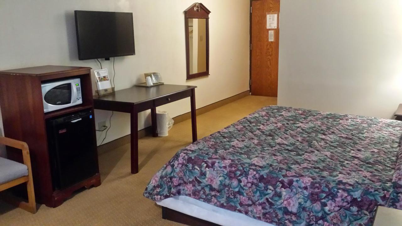 Shadeland Inn - thumb 12