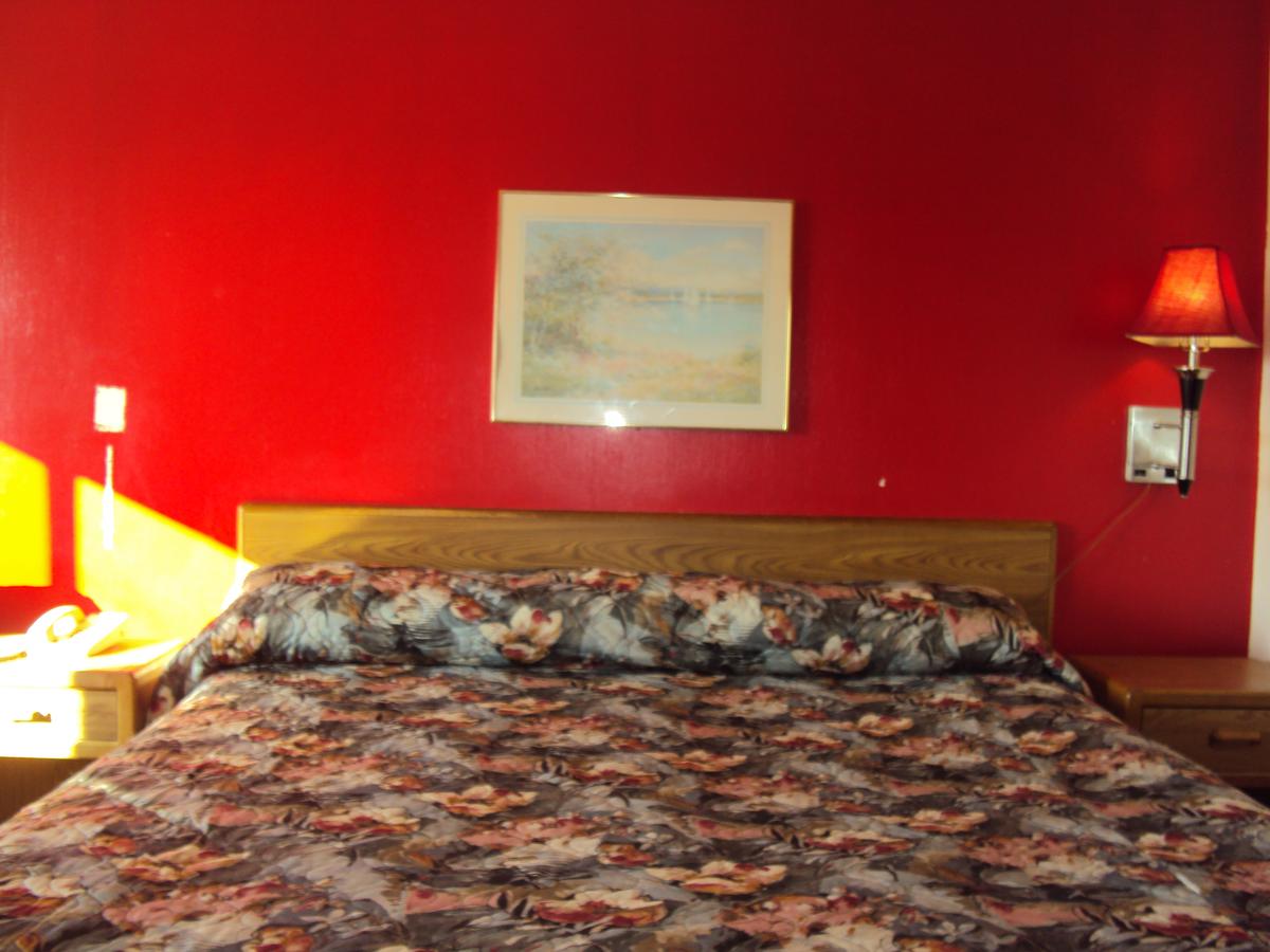 Shadeland Inn - thumb 6